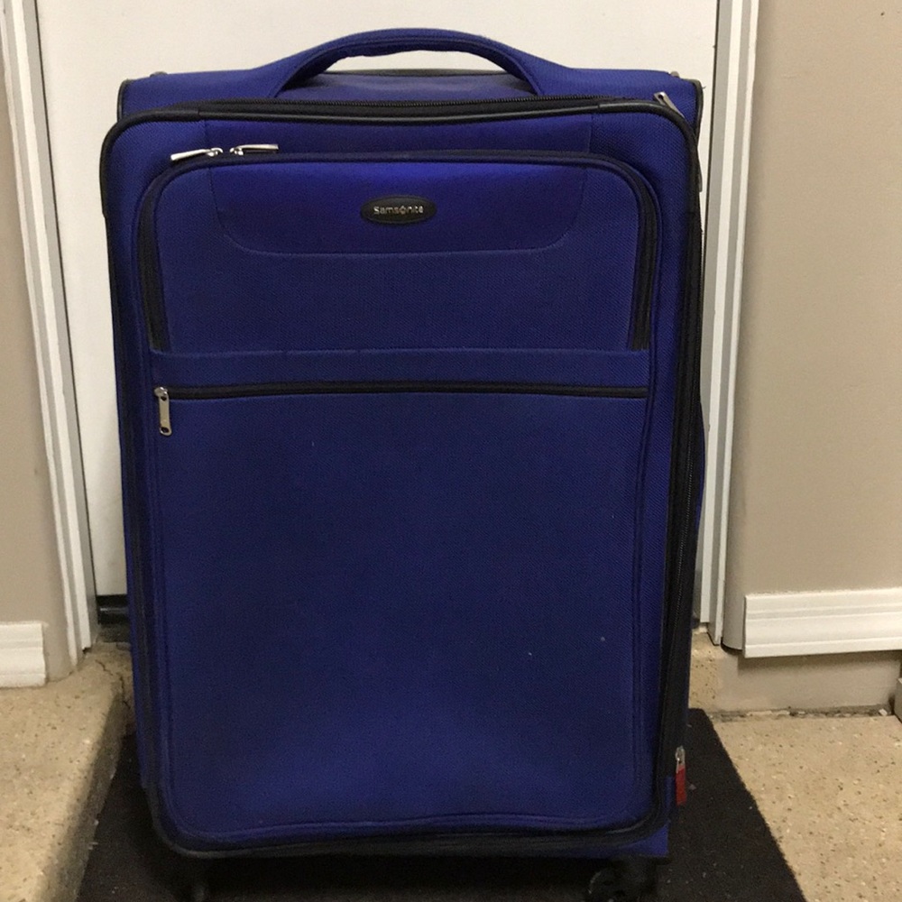 Samsonite 29 inch Spinner Luggage